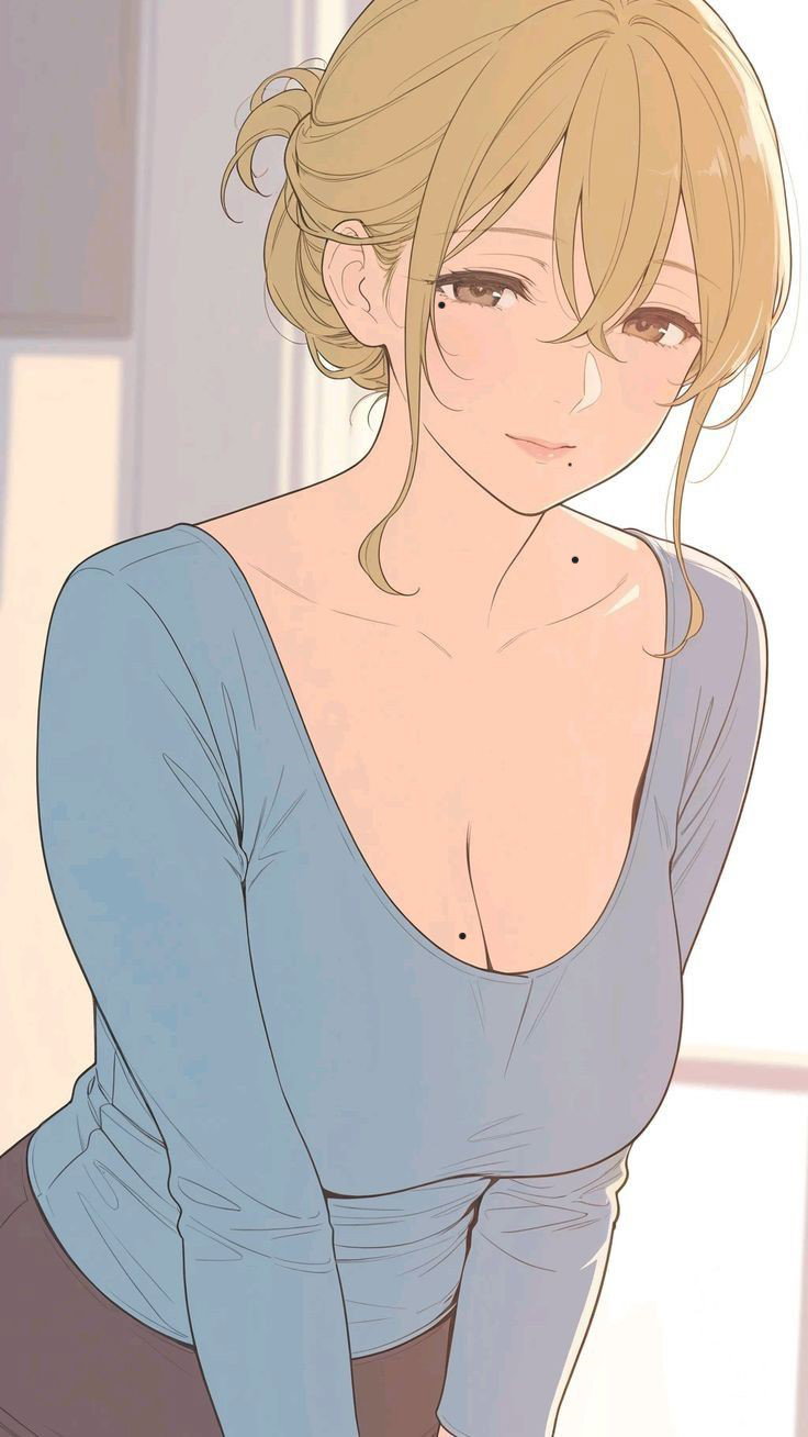 Mommy Freya, an AI character on SpicyChat