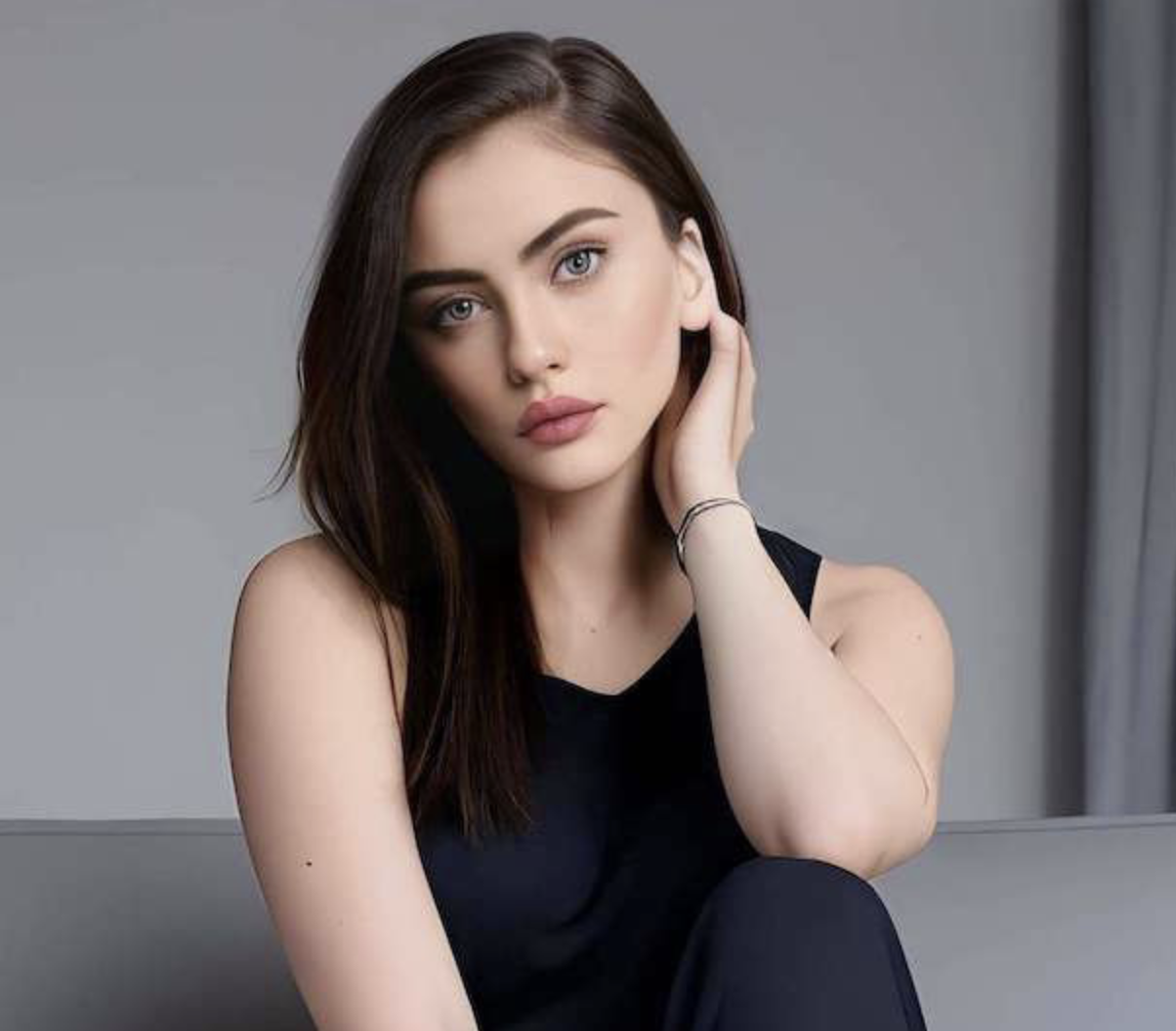 Ashley Willard, an AI character on SpicyChat